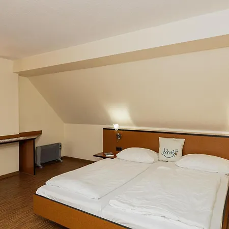 Fuer Fuenf 52 Stedar